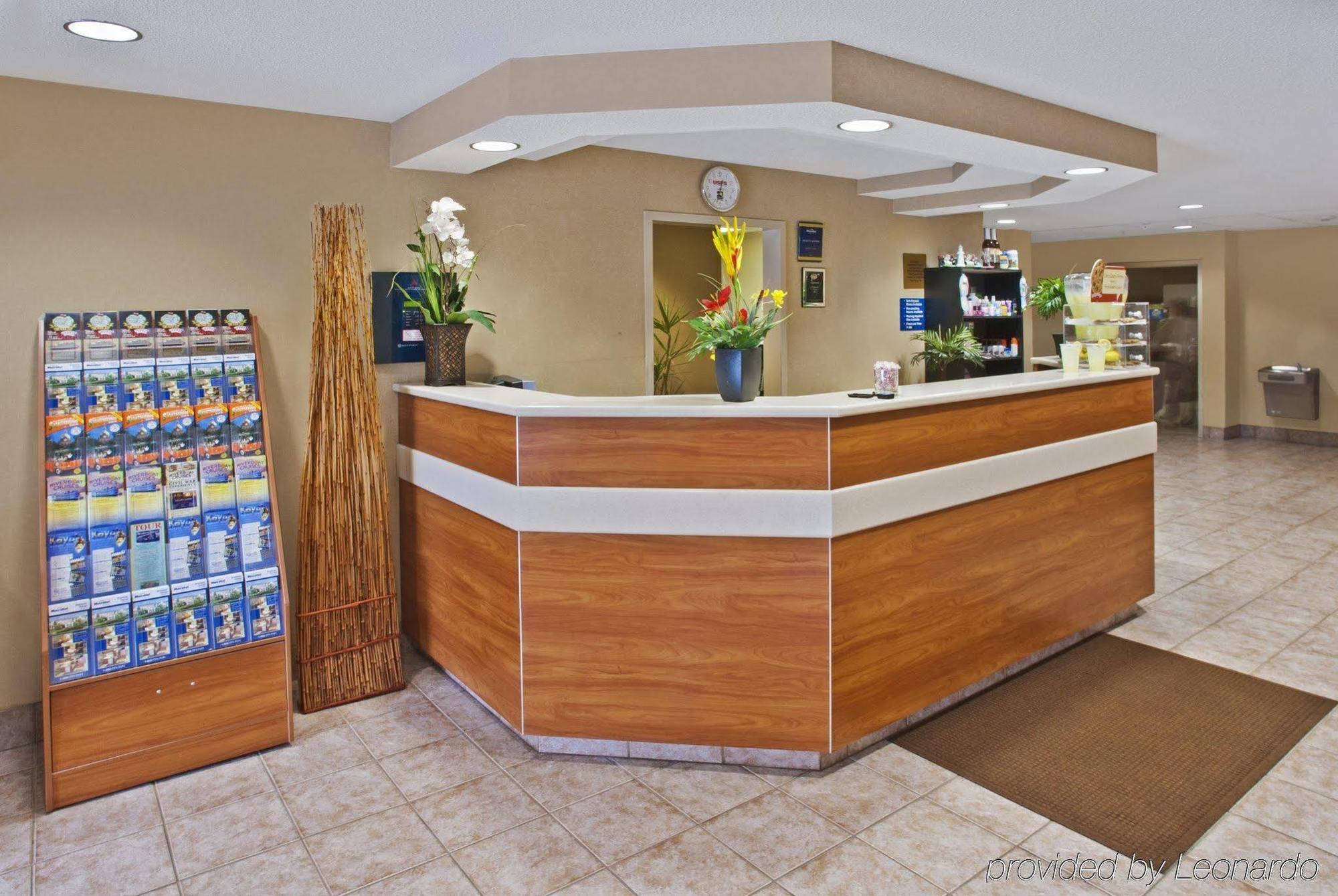 Microtel Inn & Suites By Wyndham Brunswick İç mekan fotoğraf