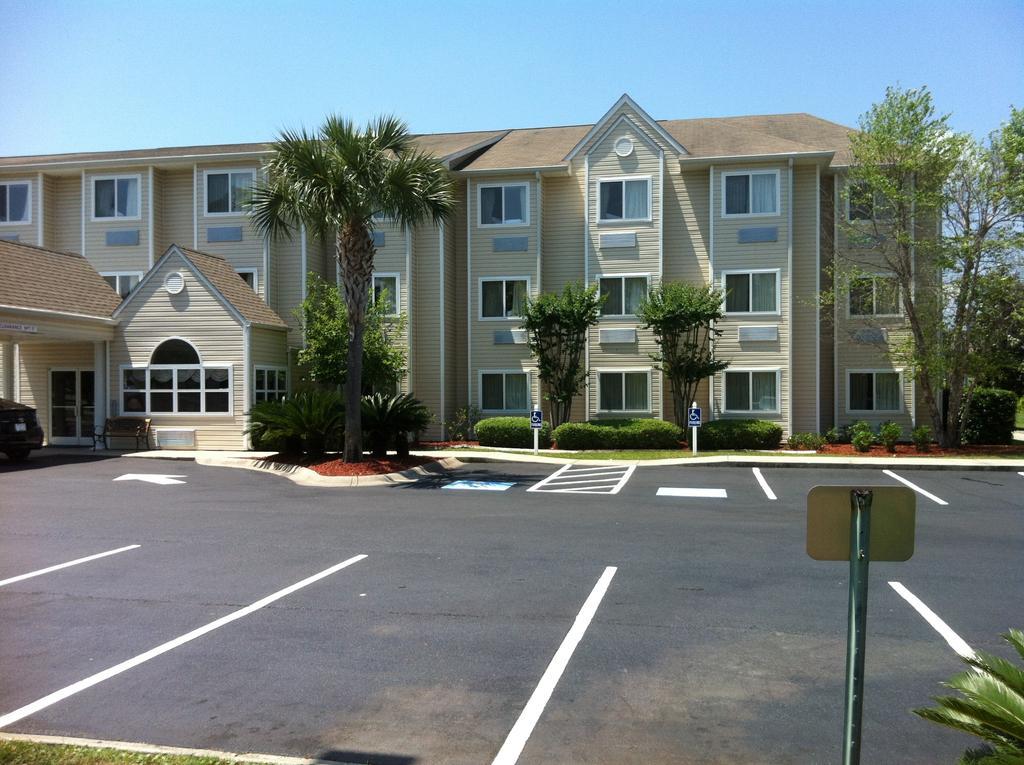 Microtel Inn & Suites By Wyndham Brunswick Dış mekan fotoğraf